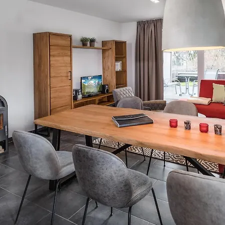 Apartment Beautiful In With Sauna, Wifi And 3 Bedrooms 2